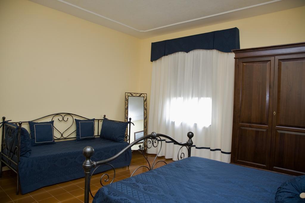 B&B Podere Ospedaletto Μπολσένα Δωμάτιο φωτογραφία